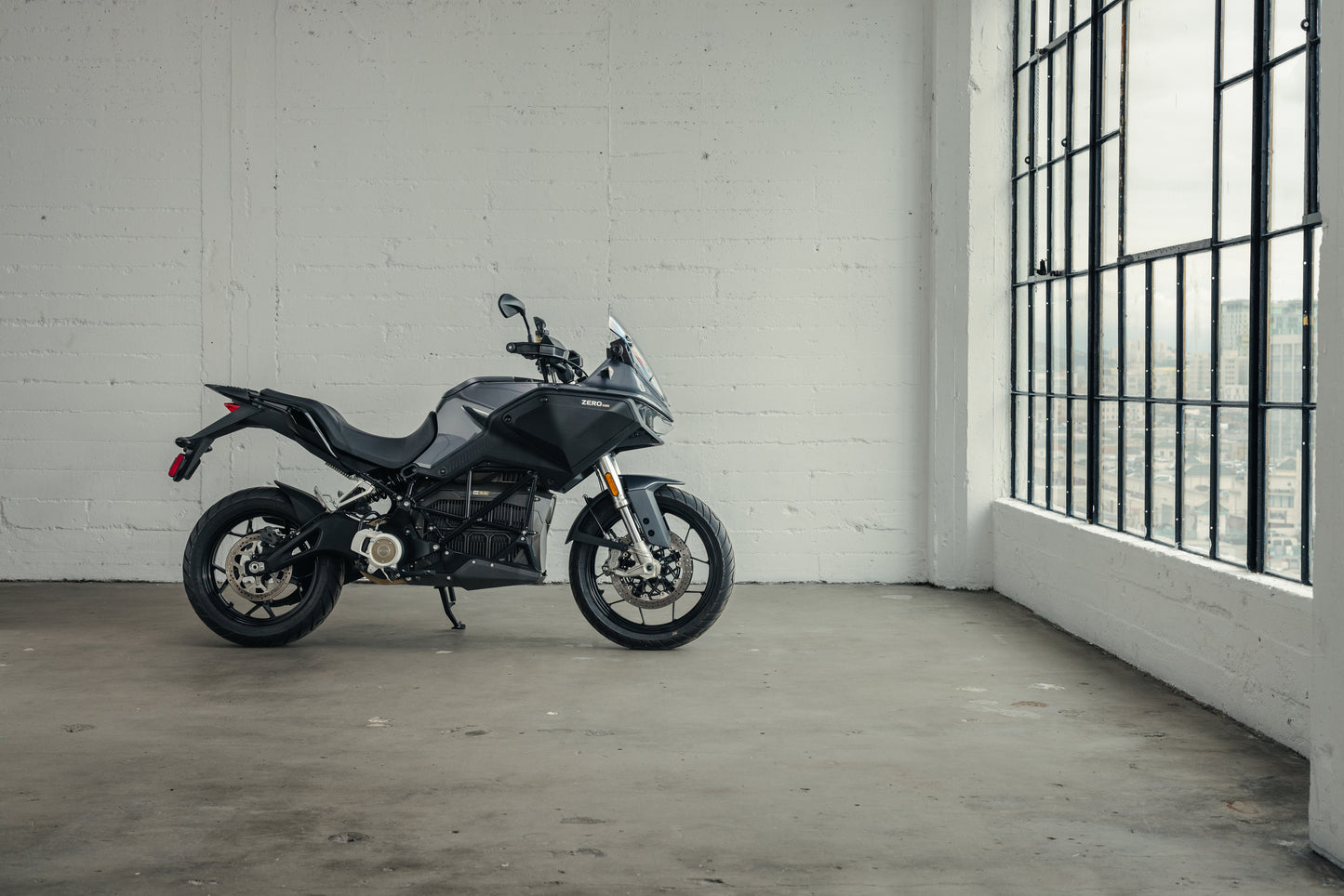 ZERO DSR - Graphite Metallic