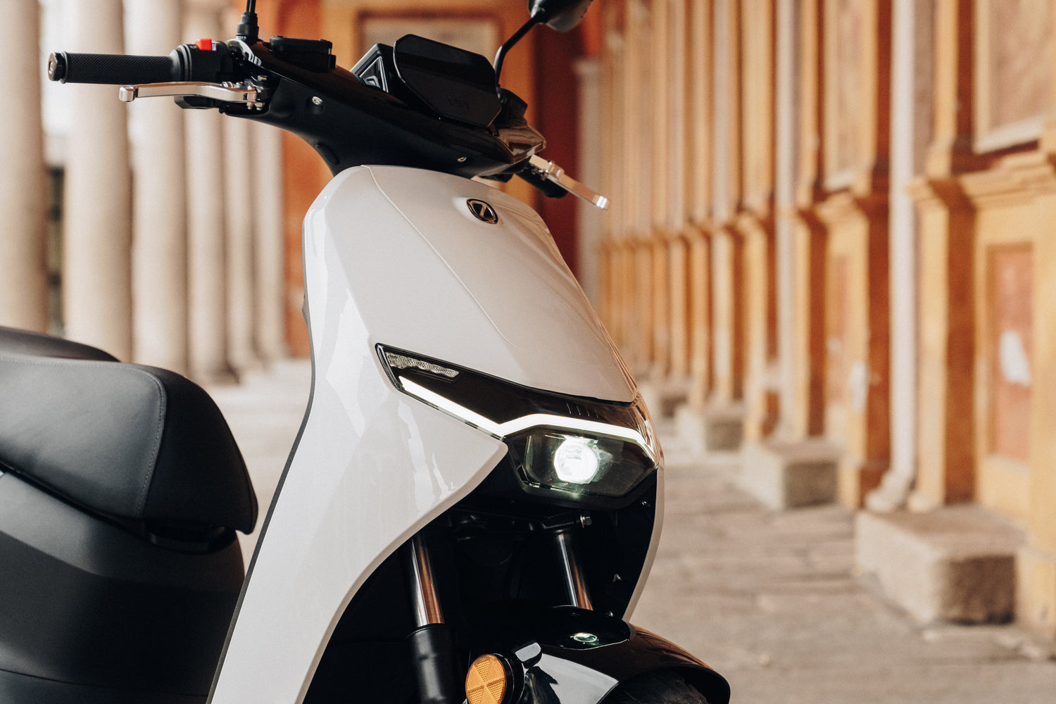 ZERO LS1 - White Pearl