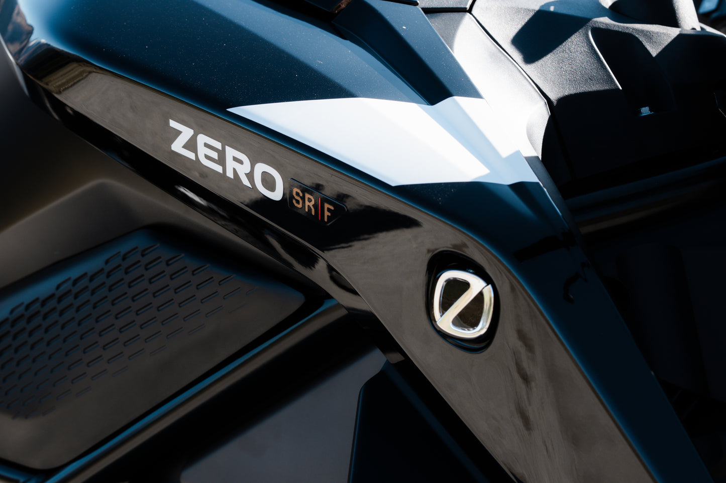 ZERO SR/F 2026 - Black Effect