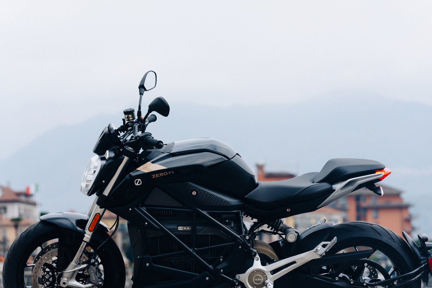 ZERO S 2026 - Jet Black